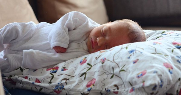 Ciri Bayi yang Kekurangan ASI dan Cara Mengatasinya